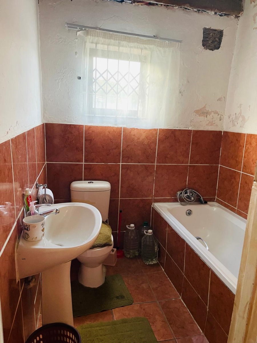 2 Bedroom Property for Sale in Mdantsane Nu 14 Eastern Cape